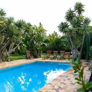 Secret Garden Bloubergstrand